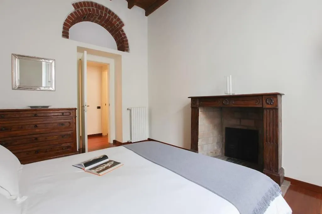 Hacca Collection - Corso Magenta, Unique And Charming 2Br Apartment Milan