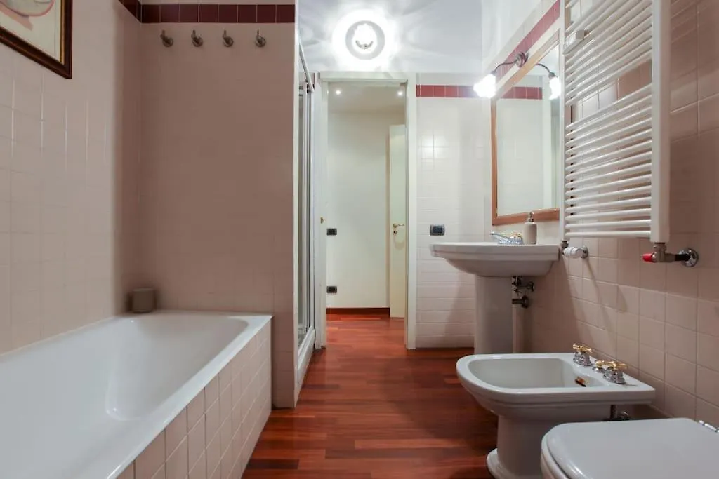 Hacca Collection - Corso Magenta, Unique And Charming 2Br Apartment Milan