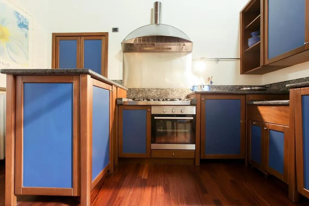 Hacca Collection - Corso Magenta, Unique And Charming 2Br Apartment Milan Italy