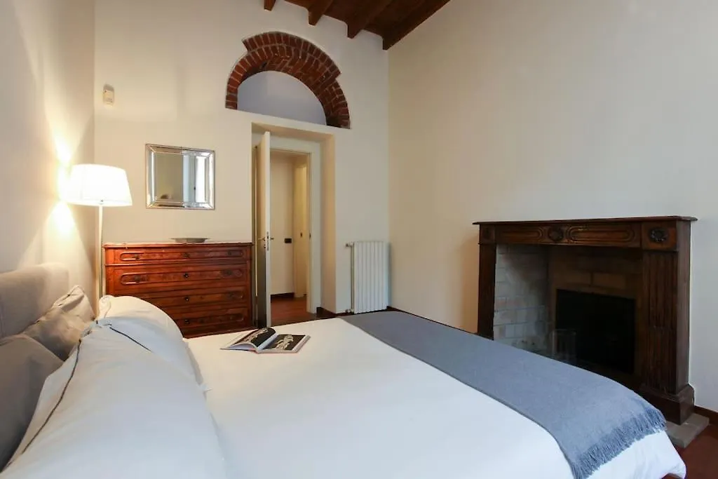 Hacca Collection - Corso Magenta, Unique And Charming 2Br Apartment Milan